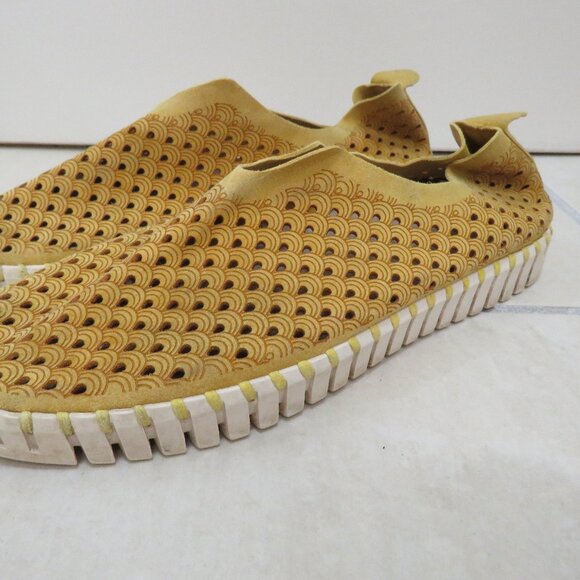 ILSE JACOBSEN Tulip 139 Slip On Perforated Yellow Sneakers Shoes - Size 9.5 / 10 - Picture 3 of 12